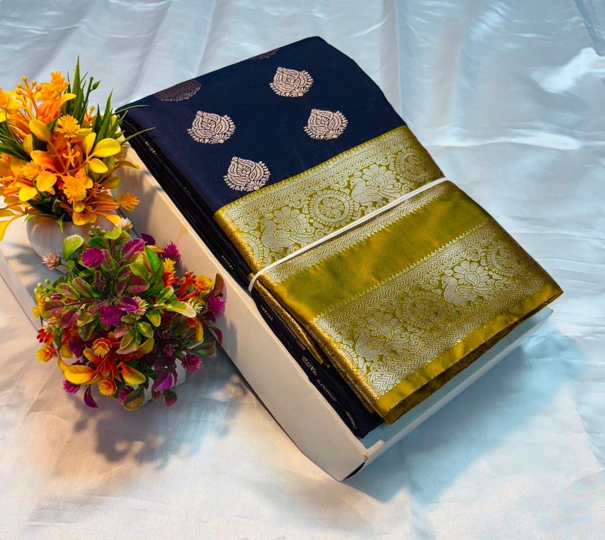 Wine Purple Luxury Border Pure Silk Soft Silk Saree with Butta work